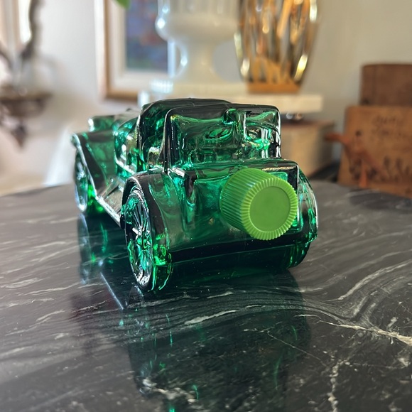 Vintage Avon Station Wagon Wild Country Aftershave Antique Glass Decanter Bottle - Picture 7 of 13